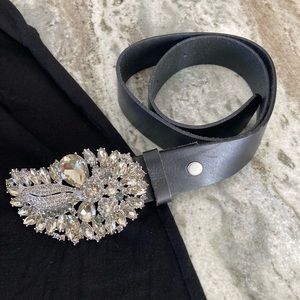 AVAILABLE! BEAUTIFUL black leather belt with jeweled buckle!  PRICE DROPPED!